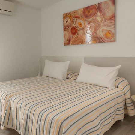 Apartamento 1 Habitacion A 10 M De La Playa, Am Rentals Pollenca Bagian luar foto
